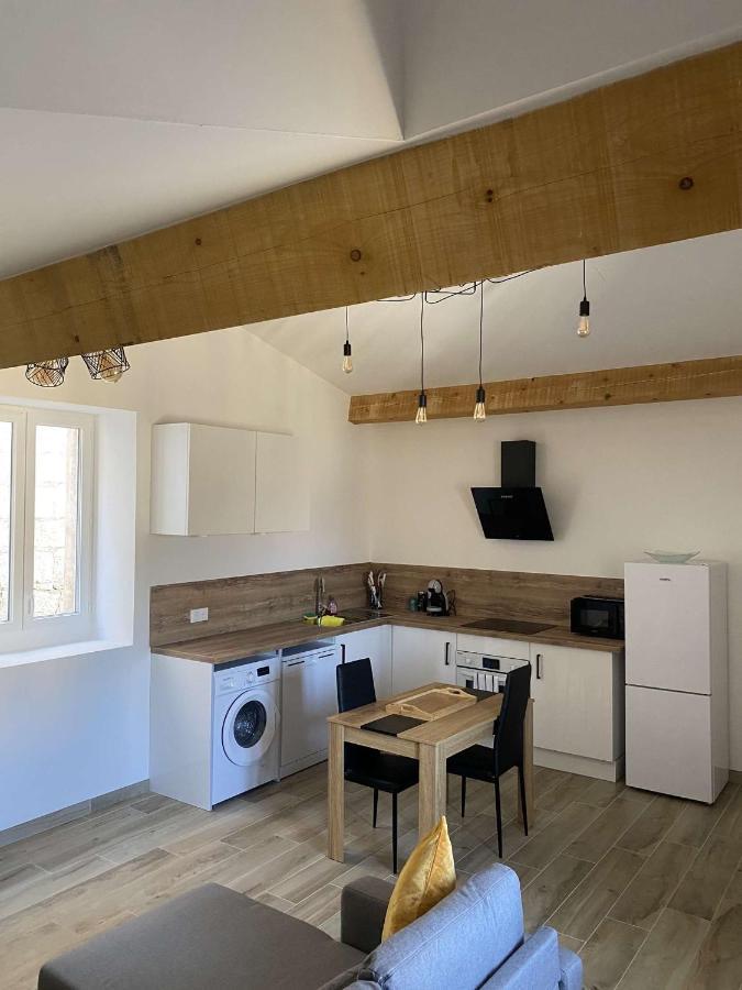 Bel Appartement Au Coeur Du Village De Sartene מראה חיצוני תמונה